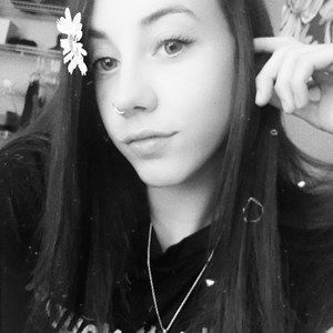 Meet your Posher, Kacie